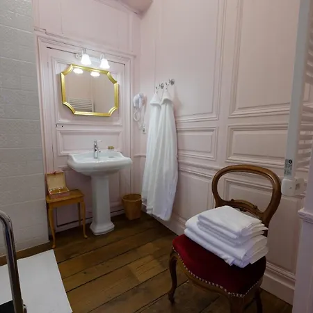 Guest House Saint Yves Dinan Room photo