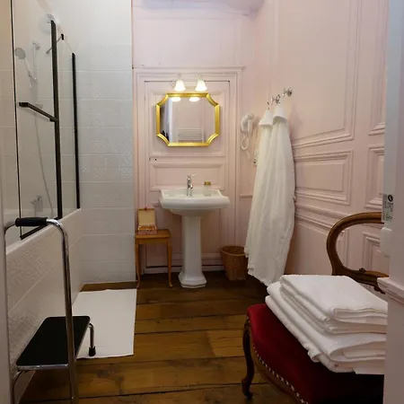Guest House Saint Yves Dinan Room photo